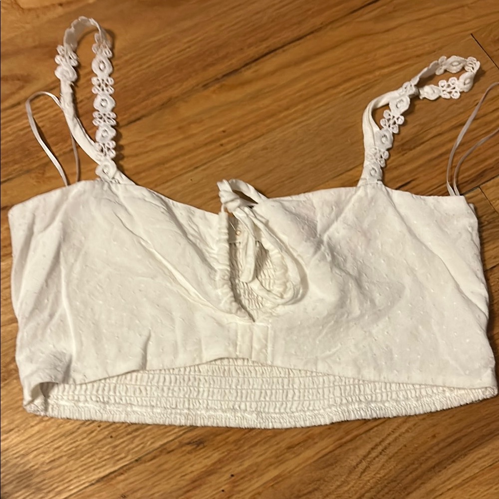 O Vianca White Lace Strap Crop Top